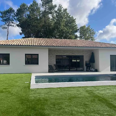 Villa Prestigious Between Vignobles Océan&bordeaux Avec Piscine
